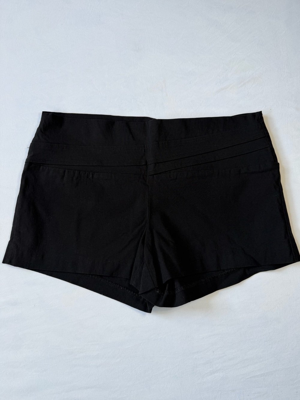 Eclipse shorts
